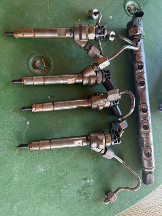 Vand piese bmw seria 5f10 520D