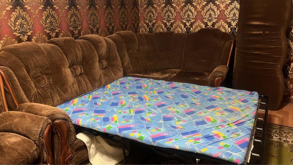 Продается диван и кресло