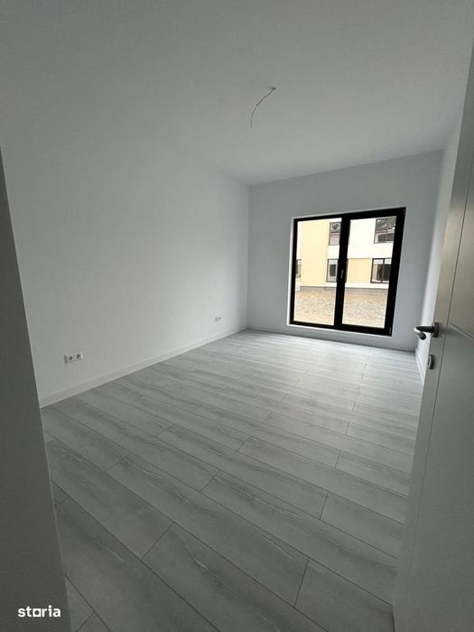 Apartament Cu 4 Camere/ Zona Gageni-Paulesti