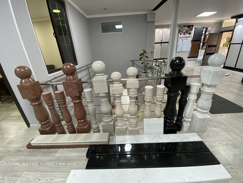 Гранит,тумба, болясина, перила, травертин