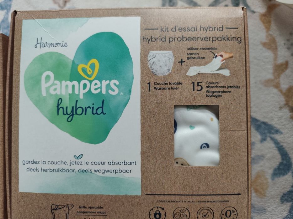 Памперси Pampers premium care 3 и хибридни гащи Pampers hybrid