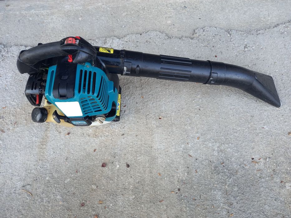 Suflanta frunze  Makita