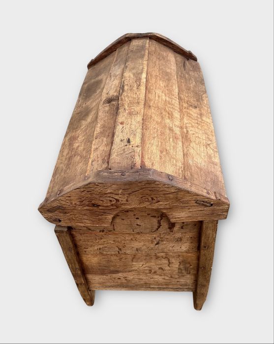 Lada zestre Saseasca din zona Bradeni