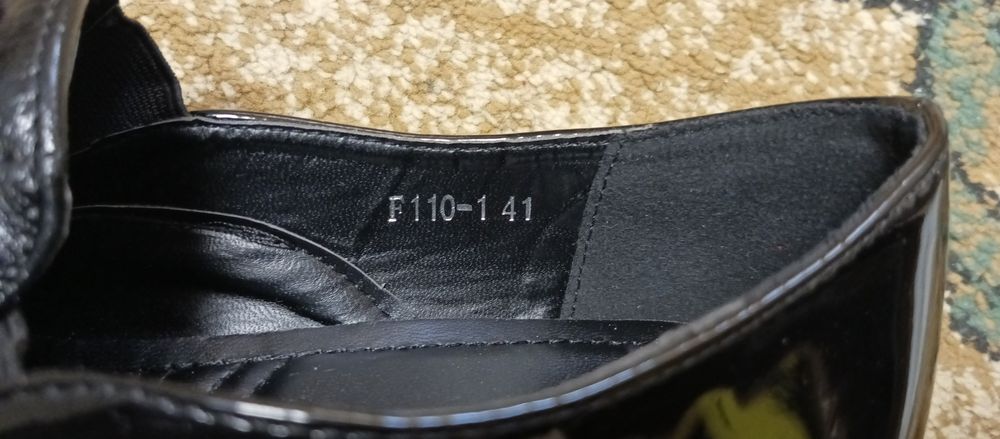 Продам или обменяю обувь ( туфли)