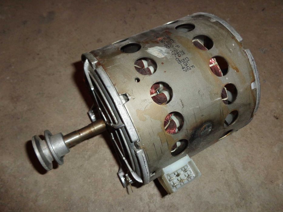 Ел. двигател CANDY P35