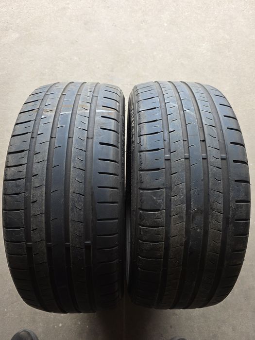 2 anvelope 225 45 R 17 Tomket vara 
Dot 
Pret  /buc

- monta