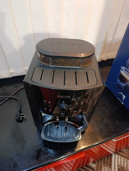 Кафеавтомат Krups EA810870