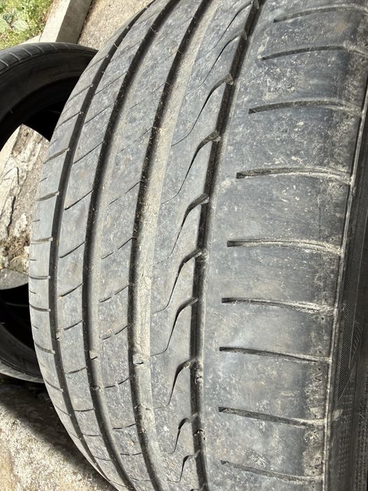 Летни гуми спорт пакет 19 цола 225/40R19 и 255/35R19 ДОТ: 2020 sport paket 255-35 и 255-40 на 19 BMW