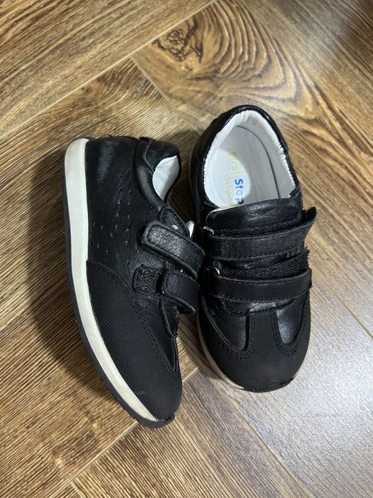 Продам обувь на мальчика