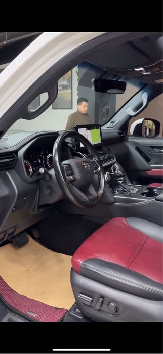 Toyota Land cruser 300