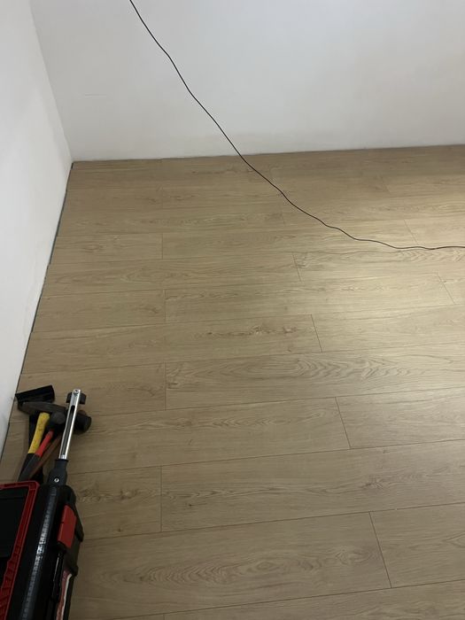 Монтаж на ламинат. Редене, поставяне на ламиниран паркет