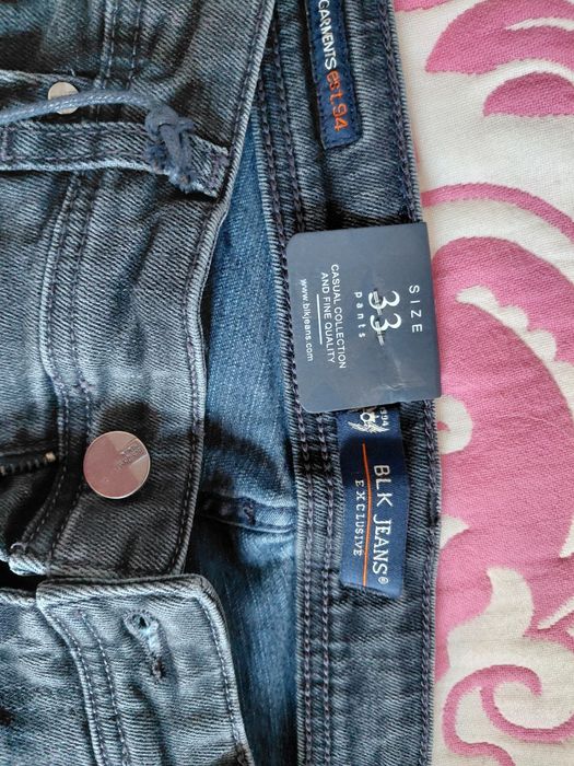 Джинсы       новые