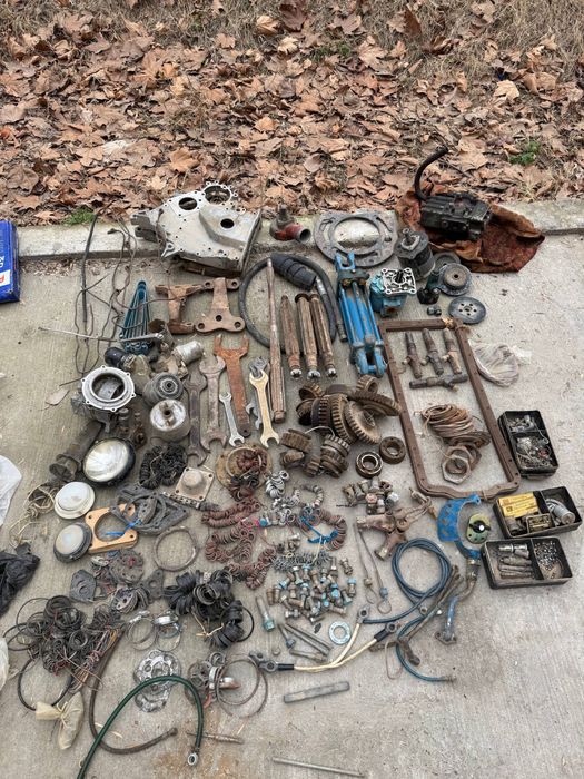 Traktor zapchastlari sotiladi