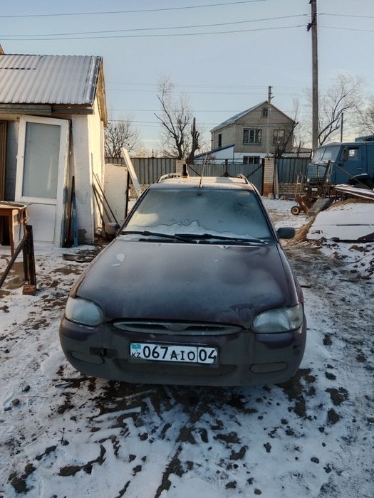 Продам форд эскорт