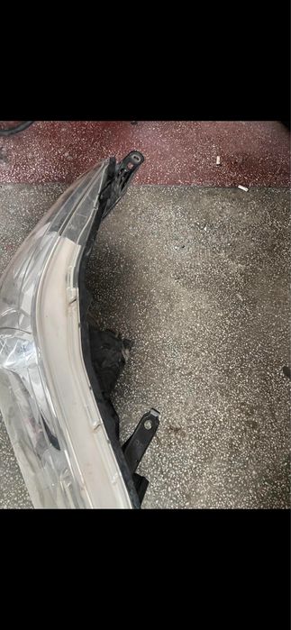 Piese Toyota Hilux , bara ,bandouri ,faruri ,protectie bena etc