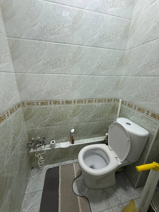 Продам шайхонтохир жангох  4 хона 5 этаж 9 этажлий дом