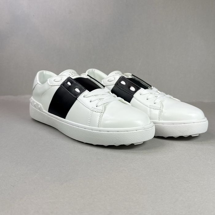 Valentino Garvani Open "White Black"! НОВИ!