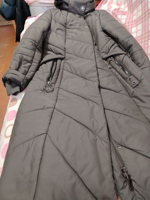 Продам пуховик женский