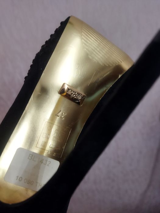 Продам туфли на выход