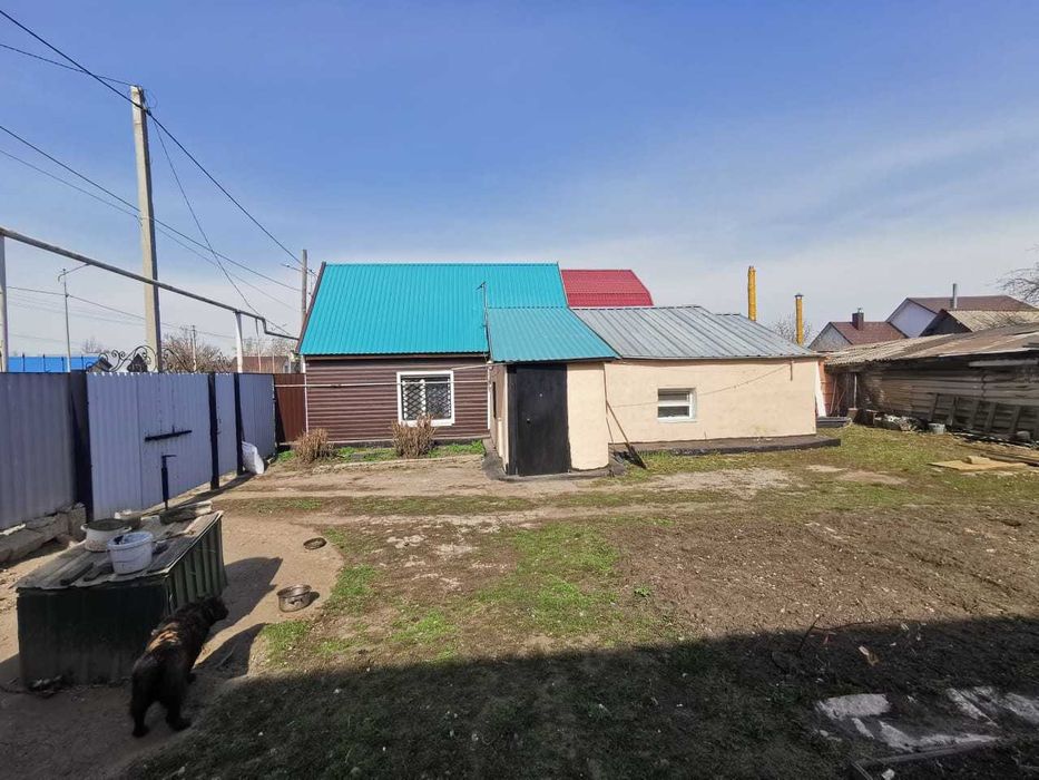 Продажа дома , за магазином 12 месяцев