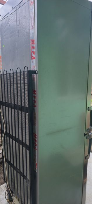 Combină frigorifică Whirlpool
Este un