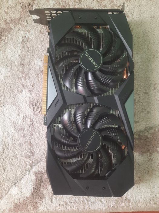 Placa video Gigabyte Rtx 2060 6Gb in stare foarte buna.