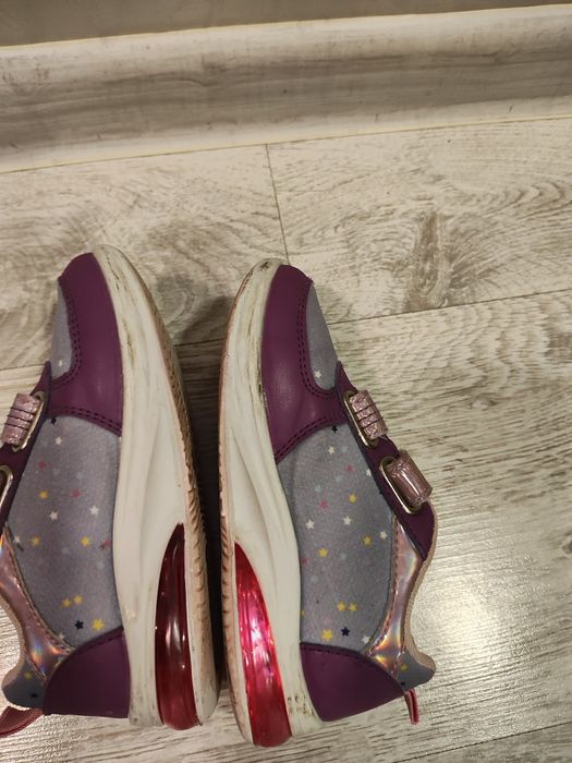 Светещи маратонки на Пепа пиг 26 номер