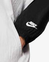 Оригинална Унисекс Ветровка Яке Горница Найк Nike