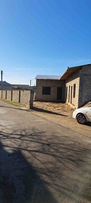 5 xonalik hovli uy sotiladi $50000 yana kelishamiz