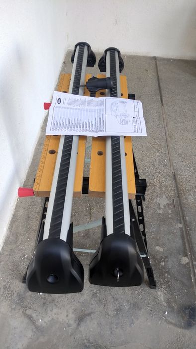 Ford Focus Багажник за покрив (напречни греди, рейлинг, релси)