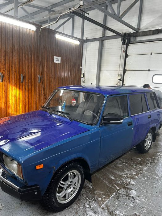 продается лада ваз 2104