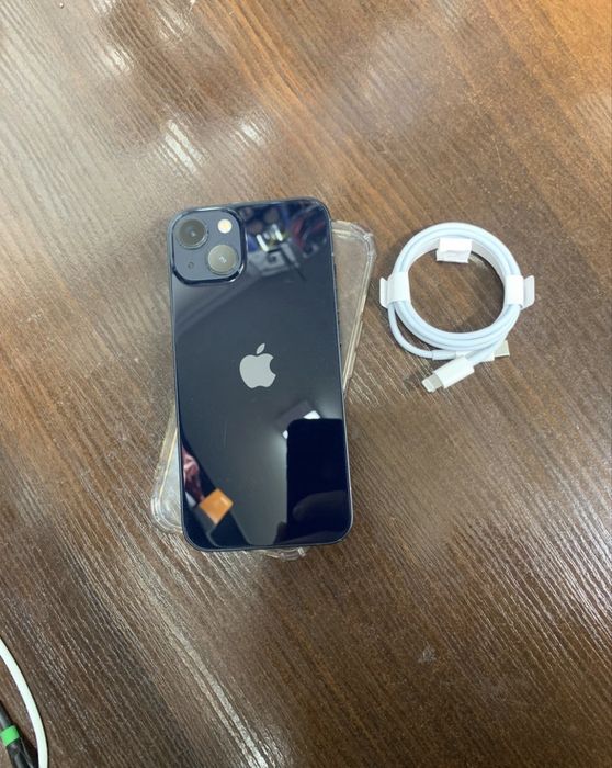 Срочно продам Айфон 13 256 гб