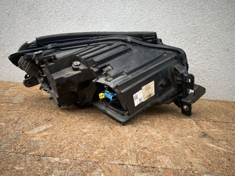 Far stanga Mercedes GLE W166 W292 Full LED ILS Original Europa
