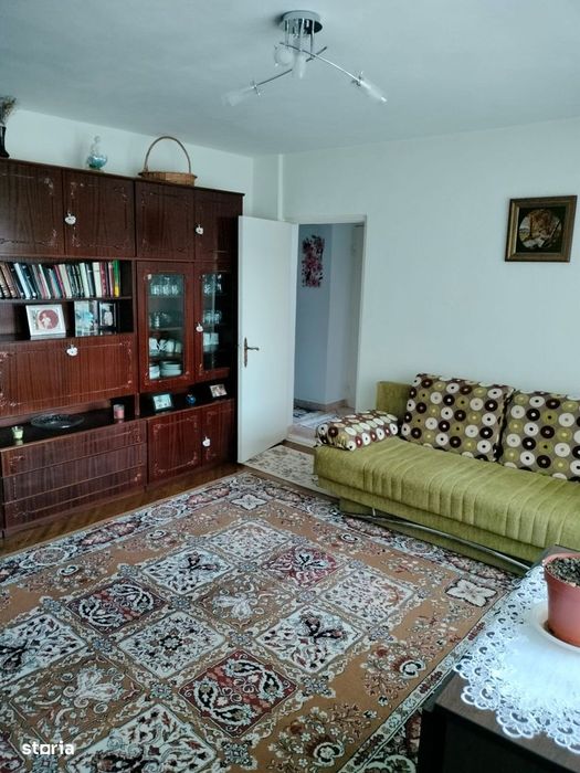 Apartament 3 camere zona Spitalului de Copii