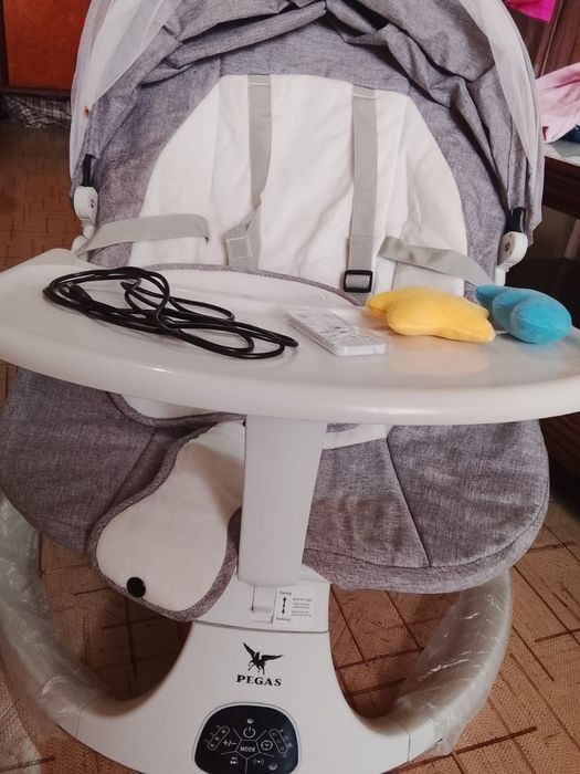 Шезлонг многофункциональный