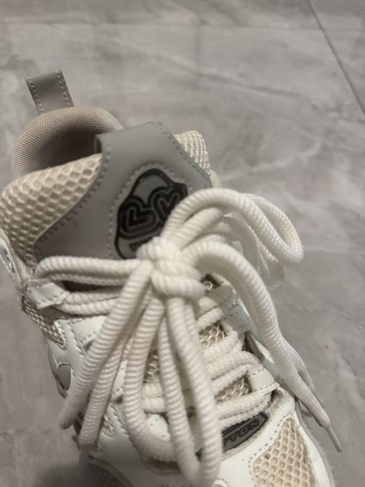 Louis vuitton marime 42