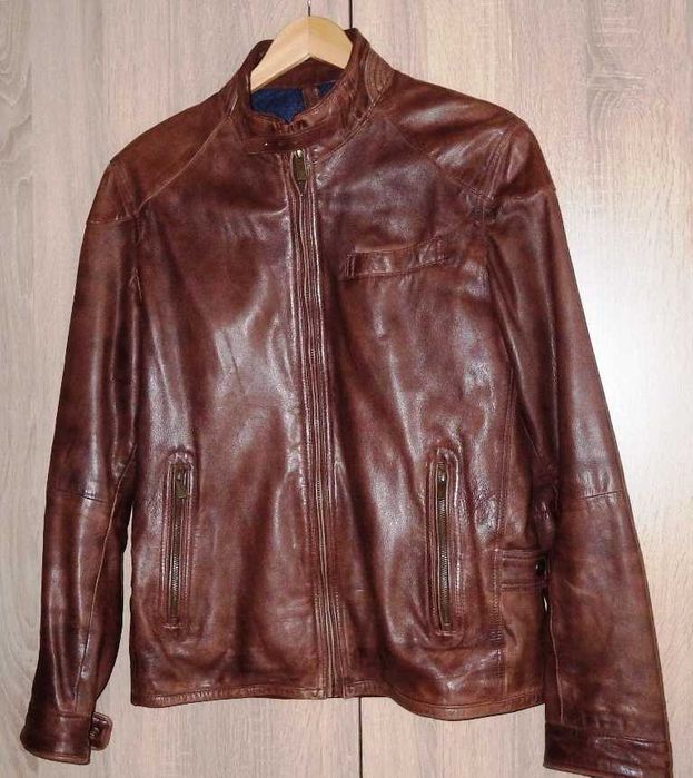 Кожено яке на испанската марка Massimo Dutti