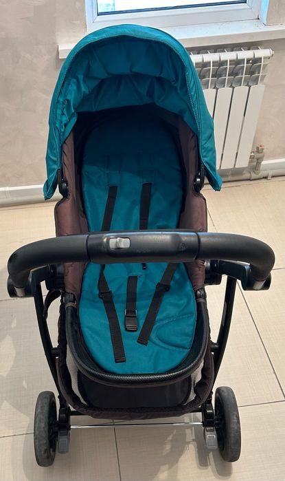 Продам коляску Graco