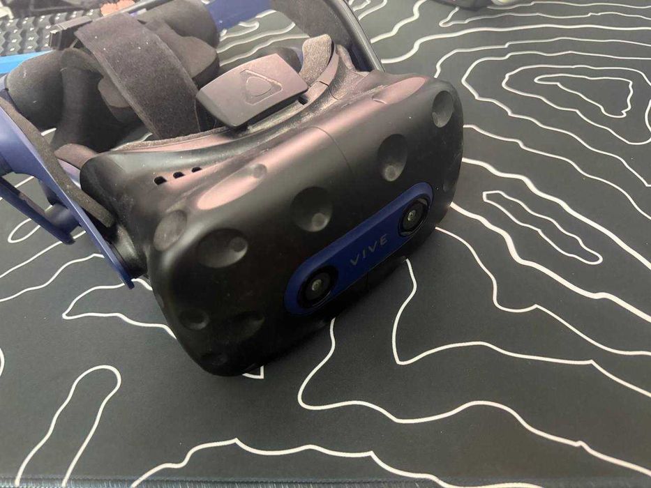 HTC VIVE Pro 2 – Kit VR complet + Full Body Tracking + Wireless