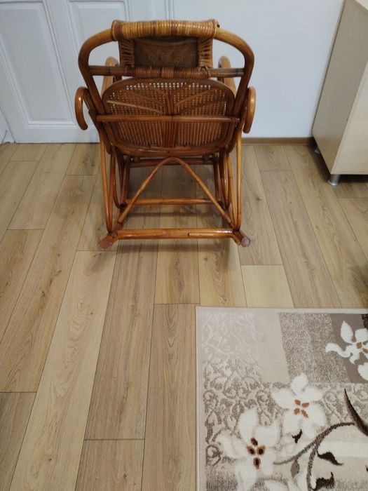 Scaun balansoar lemn