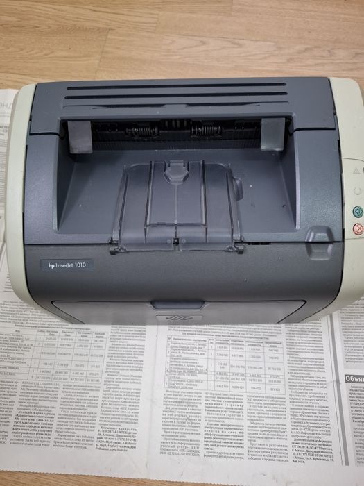Продам принтер HP 1010