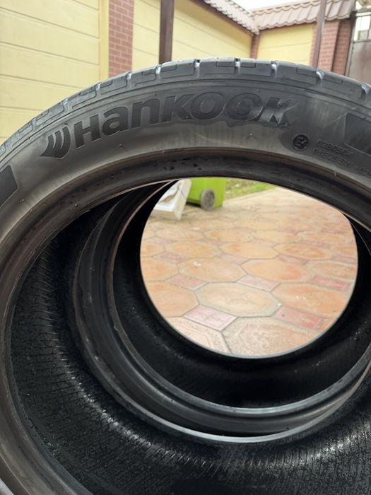 245/45/19 Hankook летние резины 2 шт.