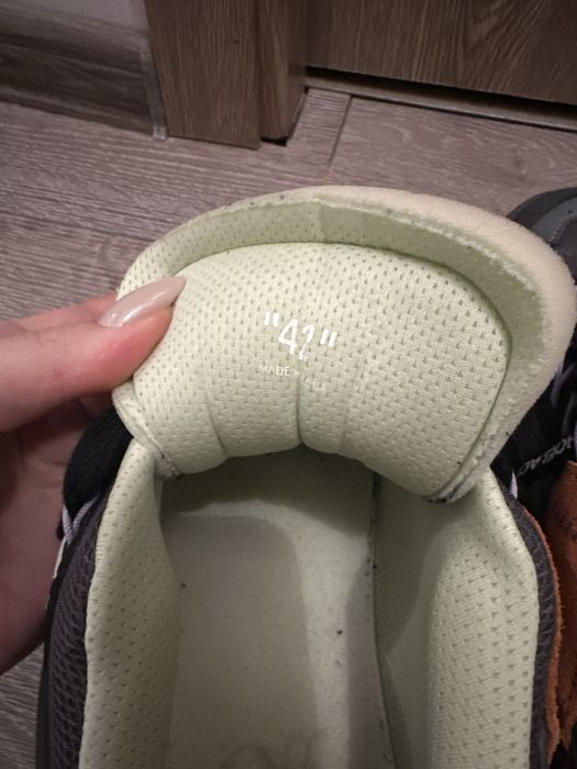 Vand adidasi off white