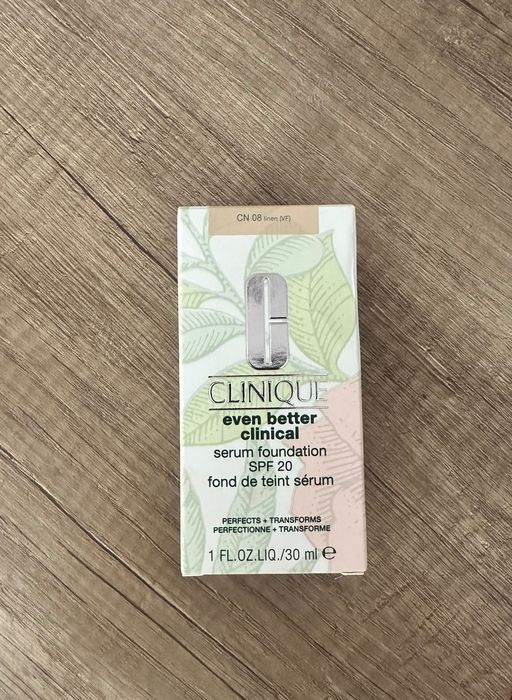Фондьотен Clinique even better clinical serum foundation