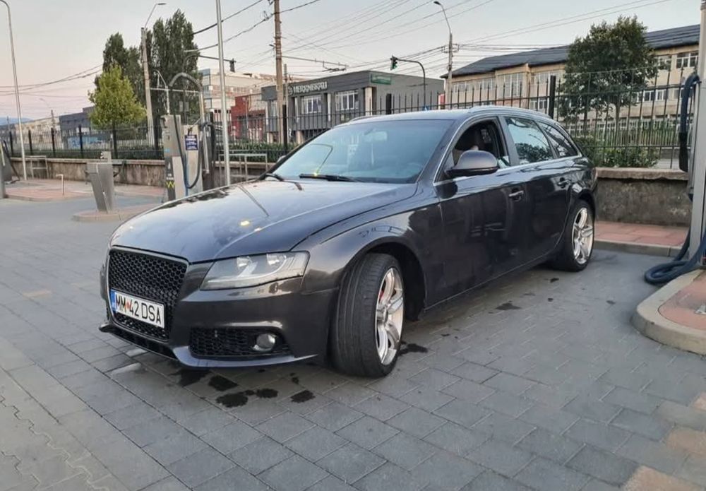 Vând audi A4 b8 2.0 tdi