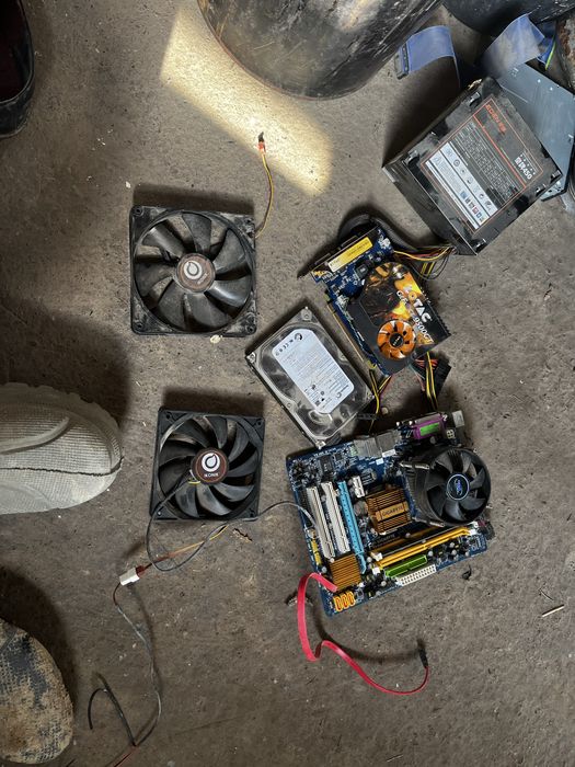 Старый комп игровой