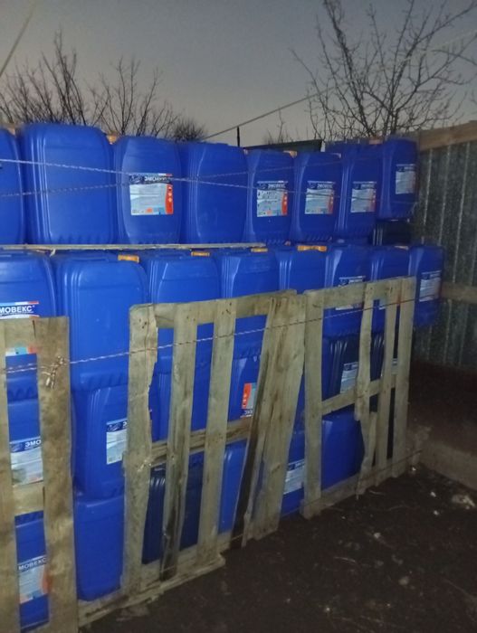 Продам канистры 34