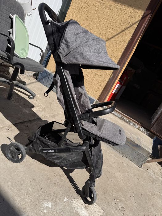 Прогулочная детская коляска Easywalker