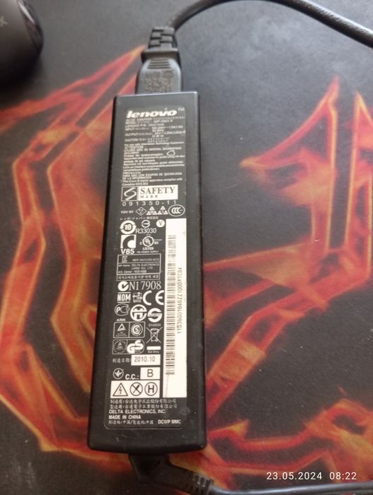 Блок питания для ноутбука