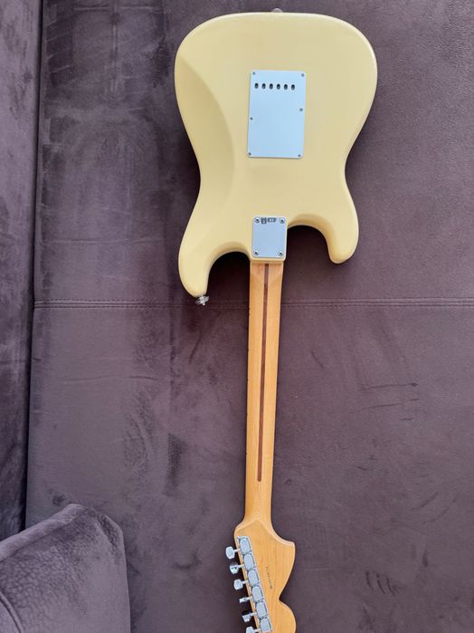 Китара Fender Stratocaster Yngwie Malmsteen